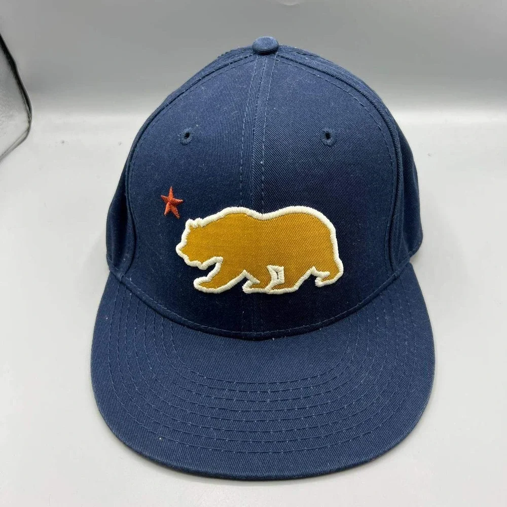 California Bear Hat Men Navy‎ Yellow Embroidered Levi's Snap Back Cap